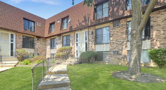 Photo of 162 S Waters Edge Dr #102, Glendale Heights, IL 60139