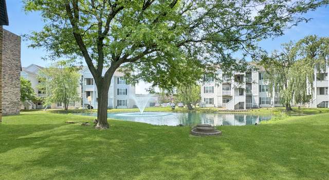 Photo of 162 S Waters Edge Dr #102, Glendale Heights, IL 60139