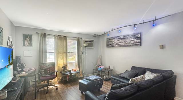 Photo of 162 S Waters Edge Dr #102, Glendale Heights, IL 60139