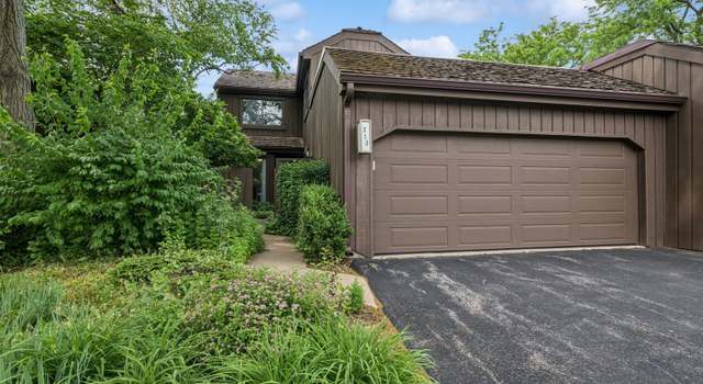 Photo of 313 Woodview Rd, Lake Barrington, IL 60010