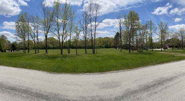 Photo of 6013 Tulip Ln, Grant Park, IL 60940