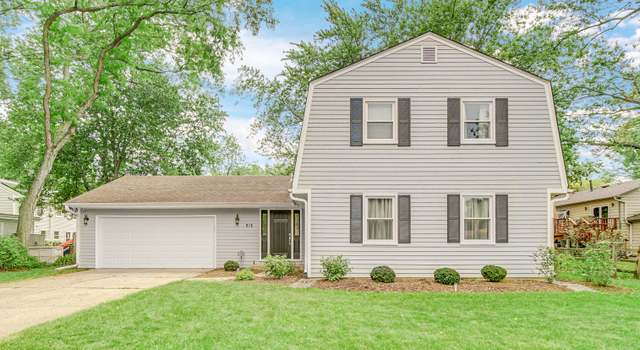 Photo of 816 Maple Ln, Batavia, IL 60510
