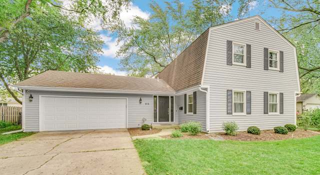 Photo of 816 Maple Ln, Batavia, IL 60510