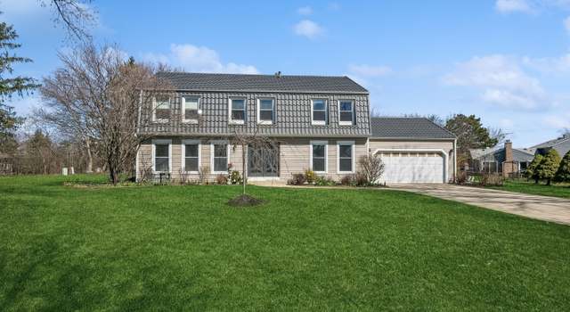 Property at 407 Langley Ct, Schaumburg, IL 60193, 4 beds, 3.5 baths