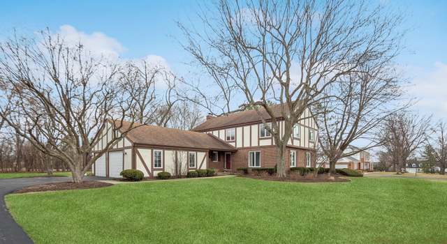 Photo of 893 Chimney Rock, Inverness, IL 60067