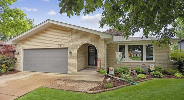 Photo of 2414 Chippewa Ct, Lisle, IL 60532