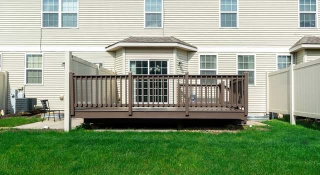 Photo of 293 Bent Grass Cir Unit D, Dekalb, IL 60115