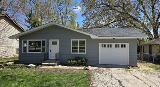 Photo of 612 S Broadway St, Mchenry, IL 60050
