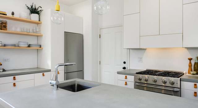 Photo of 834 N Wood St Unit 4S, Chicago, IL 60622