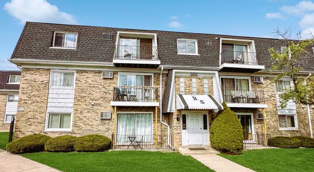 Photo of 10324 Ridgeland Ave #203, Chicago Ridge, IL 60415