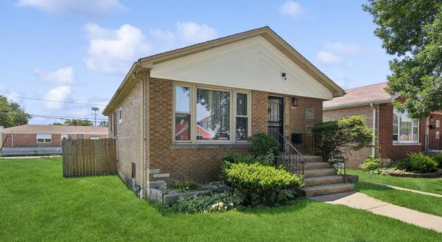 Photo of 1953 E 93rd St, Chicago, IL 60617