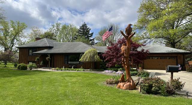 Photo of 436 E Seminary Ave, Onarga, IL 60955