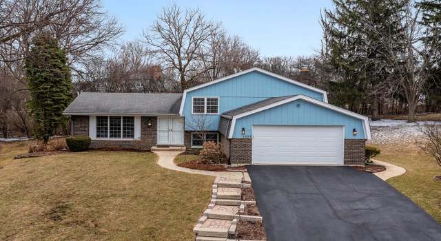 Photo of 1533 Snowberry Ct, Downers Grove, IL 60515