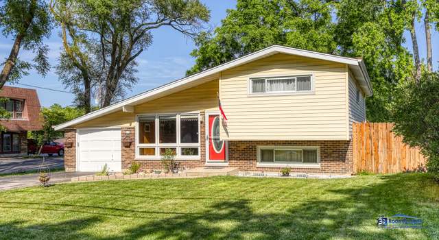 Photo of 23 Oak Knoll Dr, Lake Villa, IL 60046