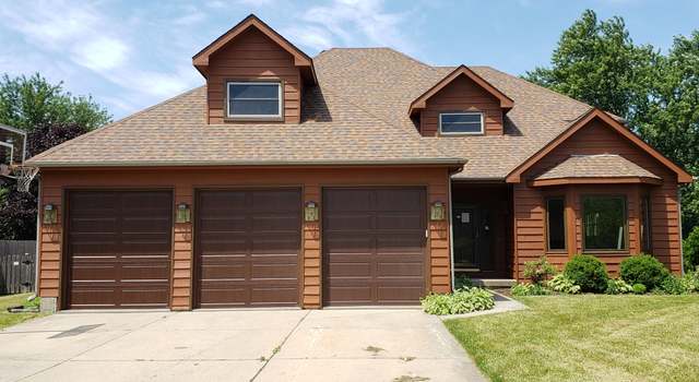 Photo of 3150 Midlane Dr, Wadsworth, IL 60083