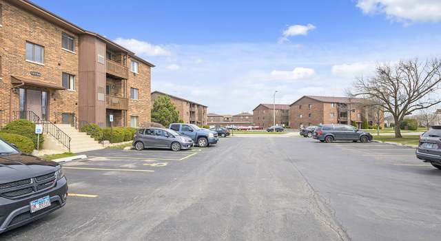 Photo of 15724 Peggy Ln #4, Oak Forest, IL 60452