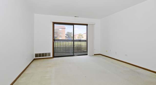 Photo of 15724 Peggy Ln #4, Oak Forest, IL 60452