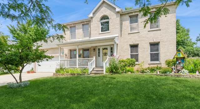 Photo of 1444 Clear Dr, Bolingbrook, IL 60490