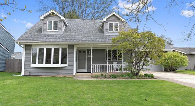 Photo of 494 Shenandoah Trl, Elgin, IL 60123