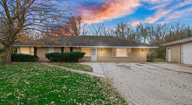 Photo of 1965 Buckley Rd, Libertyville, IL 60048