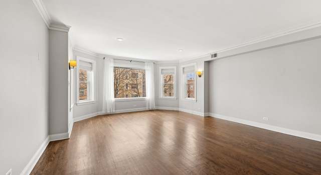 Photo of 6153 N Hamilton St #2, Chicago, IL 60659