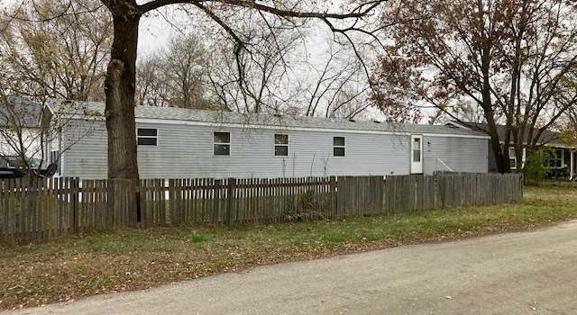Photo of 107 Blake Dr, Godley, IL 60407