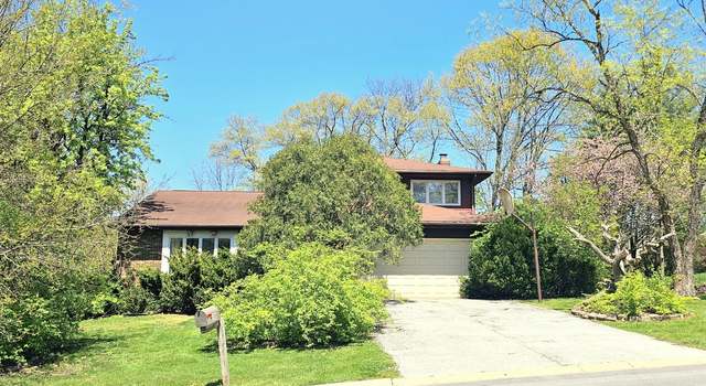 Property at 857 Bonnie Brae Ln, Bolingbrook, IL 60440, 4 beds, 2.5 baths