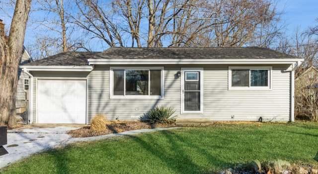 Photo of 1002 Bloner Pkwy, Fox River Grove, IL 60021