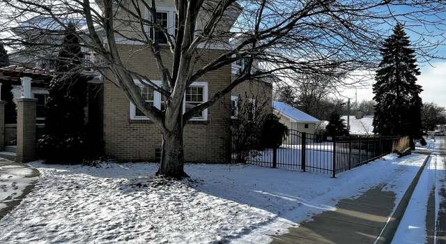 Photo of 734 Parkview Ave, Rockford, IL 61107