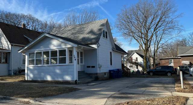 Photo of 149 Harrison St, Dekalb, IL 60115