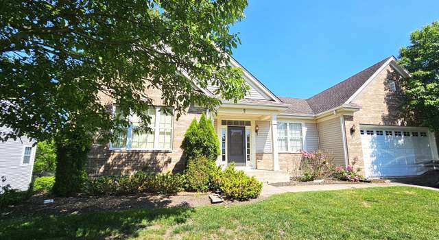 Photo of 2 Kenilworth Ct, Cary, IL 60013