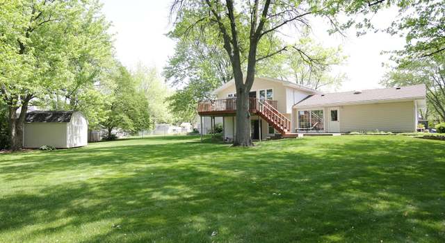 Photo of 1300 BLAIR Ln, Hoffman Estates, IL 60169