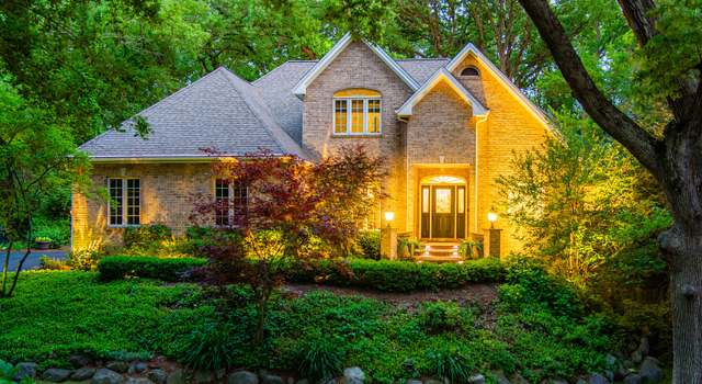Photo of 41W877 Hunters Rdg, Saint Charles, IL 60175