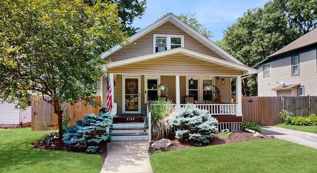 Photo of 2124 Melrose St, Rockford, IL 61103