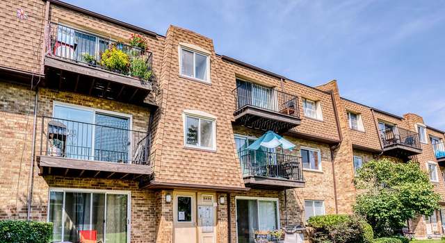 Photo of 9436 Bay Colony Dr Unit 2W, Des Plaines, IL 60016