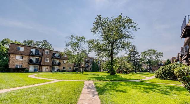 Photo of 9436 Bay Colony Dr Unit 2W, Des Plaines, IL 60016