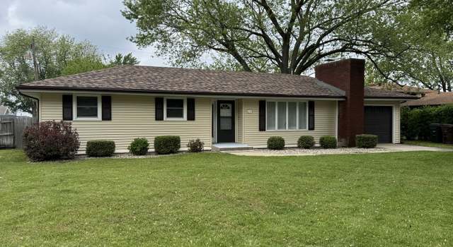 Photo of 29 E Circle Dr, St. Anne, IL 60964