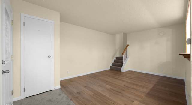 Photo of 2339 Carnation Dr Unit 305B, Crest Hill, IL 60403