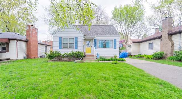 Photo of 1012 N Linden St, Normal, IL 61761