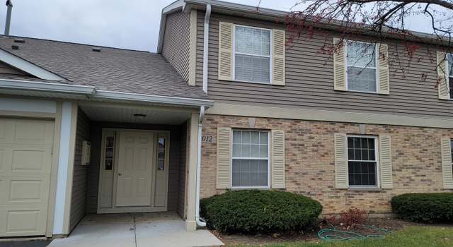Photo of 1012 Lincolnshire Ct Unit B, Elgin, IL 60120