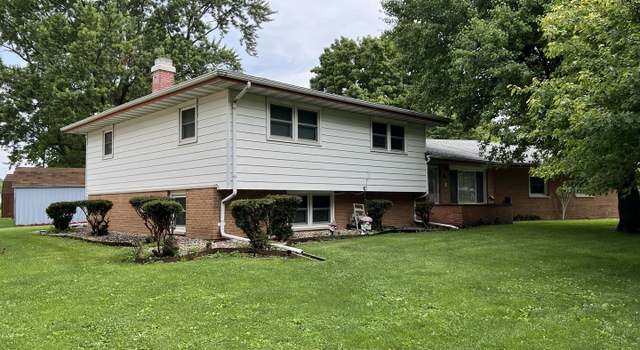 Photo of 9 Dawn Ave, Paxton, IL 60957