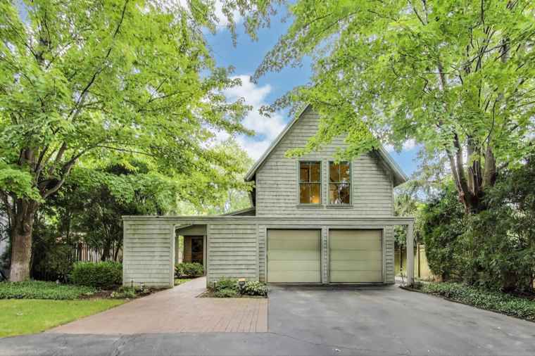 Photo of 245 Kenmore Ave Deerfield, IL 60015
