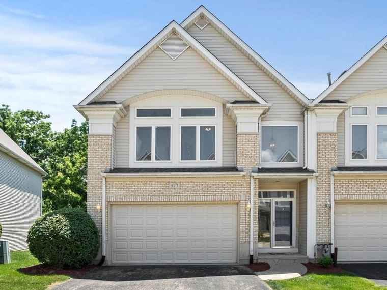 Photo of 377 Aaron Ln Bolingbrook, IL 60440