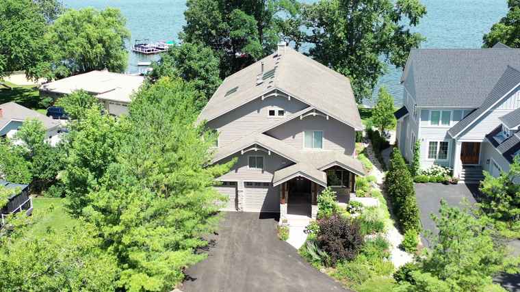 Photo of 250 Whitney Rd Lake Zurich, IL 60047