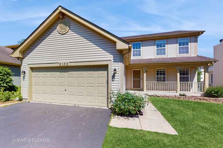 Photo of 2135 Schumacher Dr Naperville, IL 60540