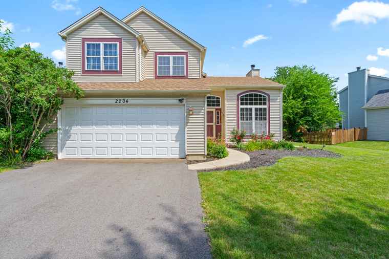 Photo of 2204 Brindlewood Dr Plainfield, IL 60586