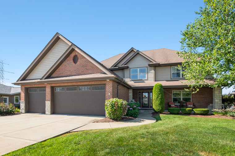 Photo of 21466 English Cir Frankfort, IL 60423