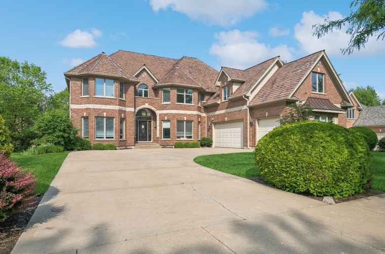 Photo of 1984 Royal Birkdale Dr Vernon Hills, IL 60061