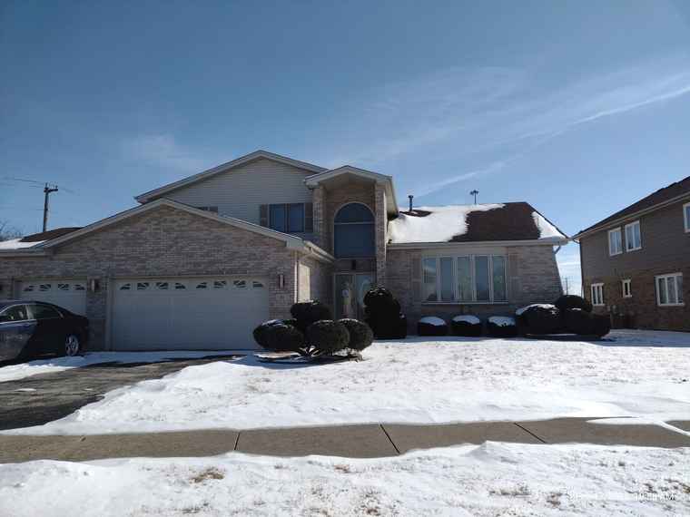 Photo of 41 Manor Dr Matteson, IL 60443