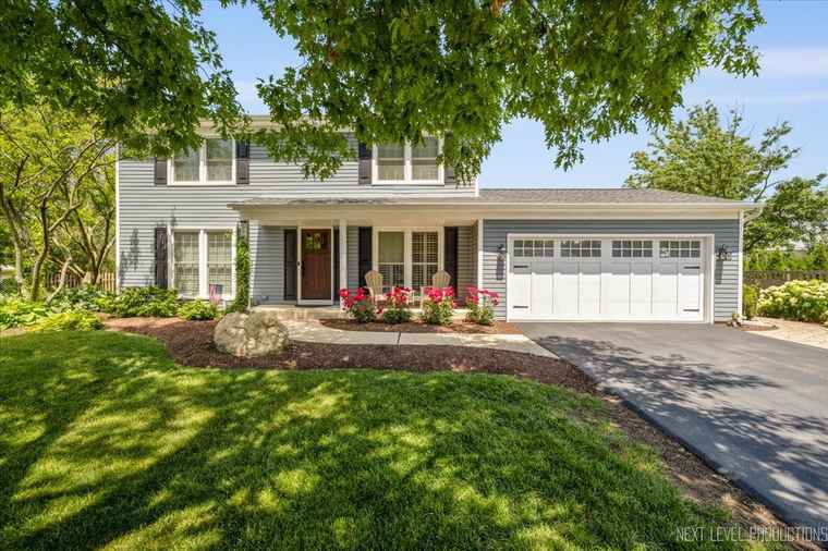 Photo of 1009 E Bailey Rd Naperville, IL 60565
